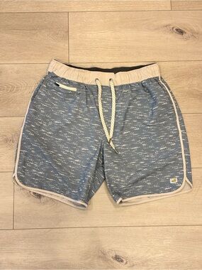 Vuori Men’s Banks Shorts